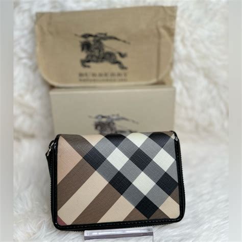 burberry nova burleigh medium zip wallret|Burberry Nova Burleigh Wallet .